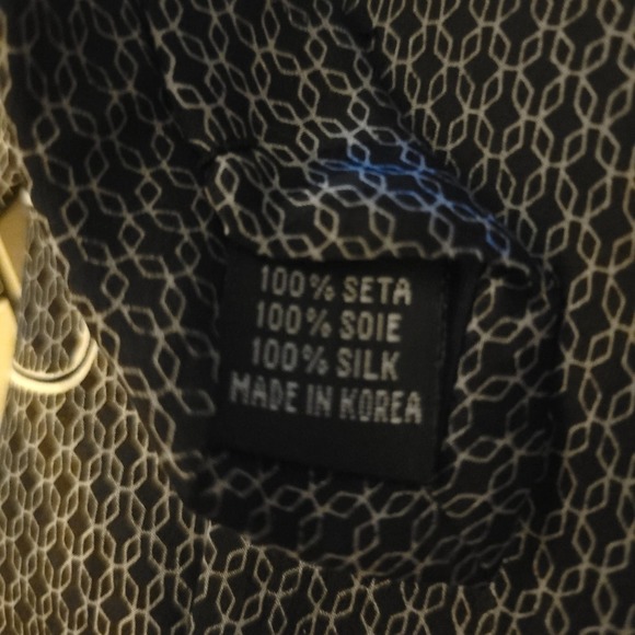 Mickey Unlimited Disney 100٪ Silk Mickey Mouse Mens Graphic Print Classic Tie - Picture 6 of 9